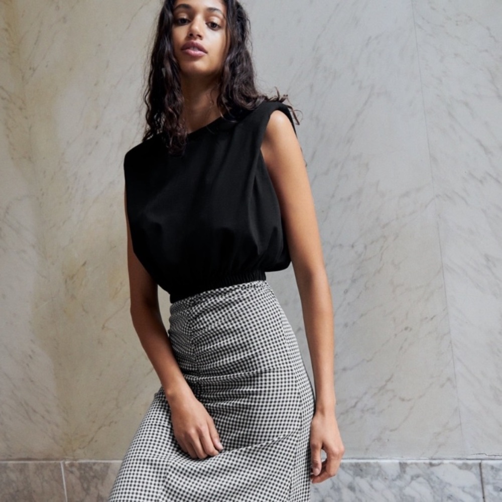TWO Zara shoulder pads shirts in Black & White